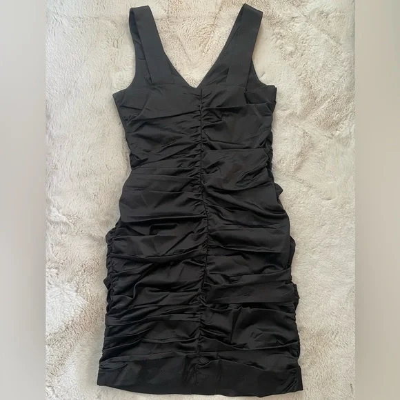 Mini black Rinascimento dress - Picture 3 of 3